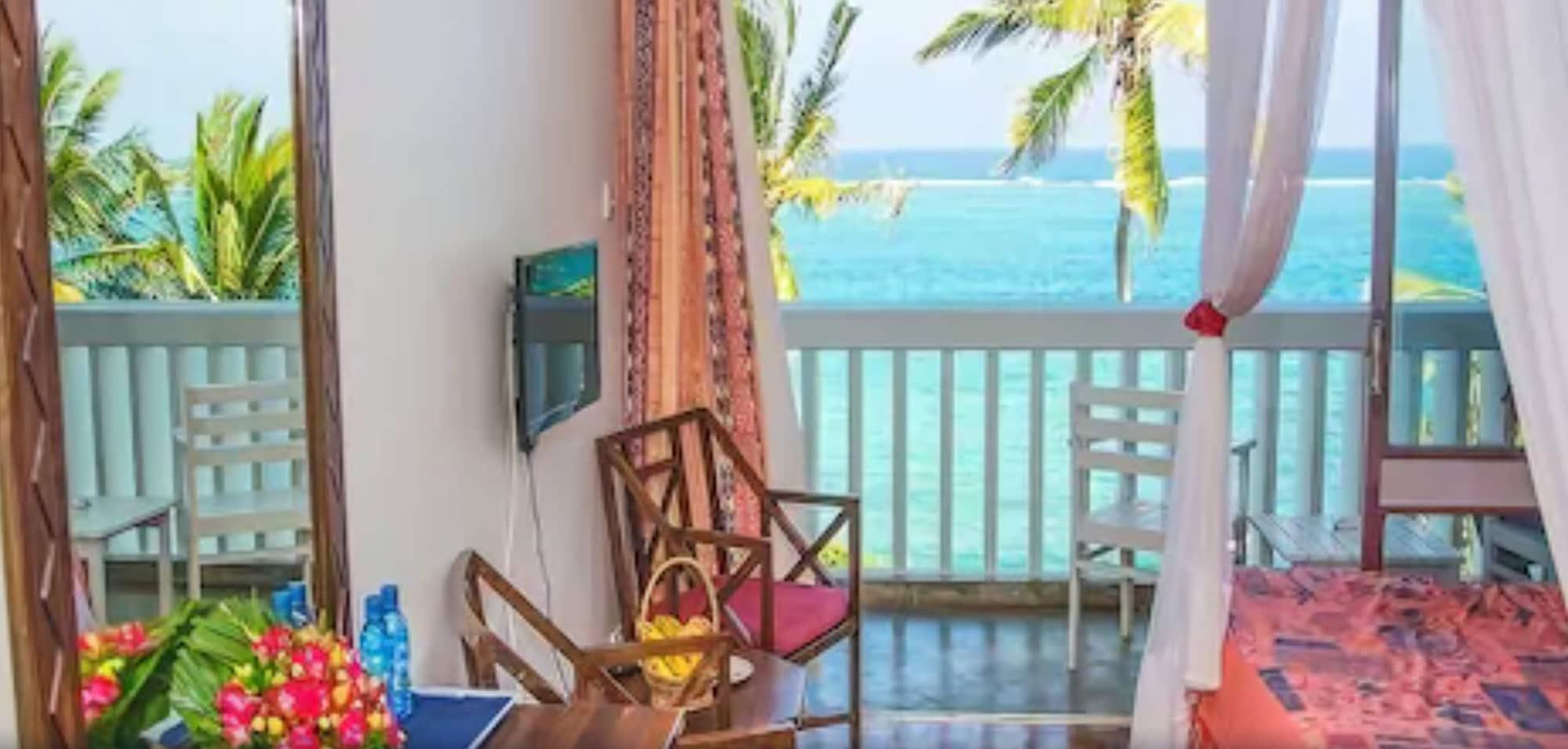 Mombasa Beach Hotel エクステリア 写真