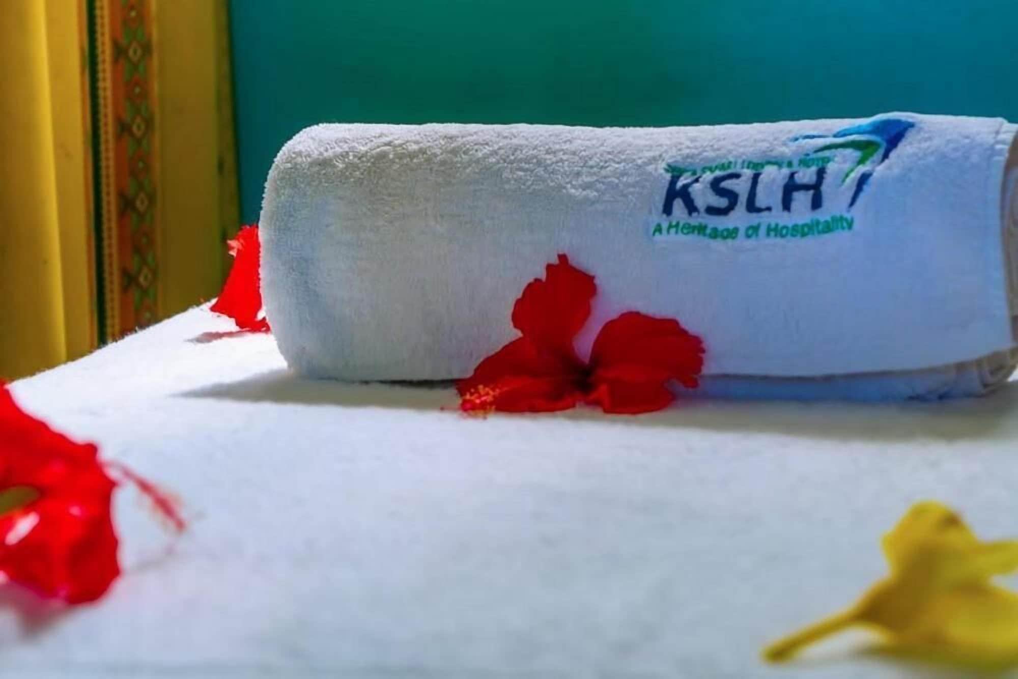 Mombasa Beach Hotel エクステリア 写真