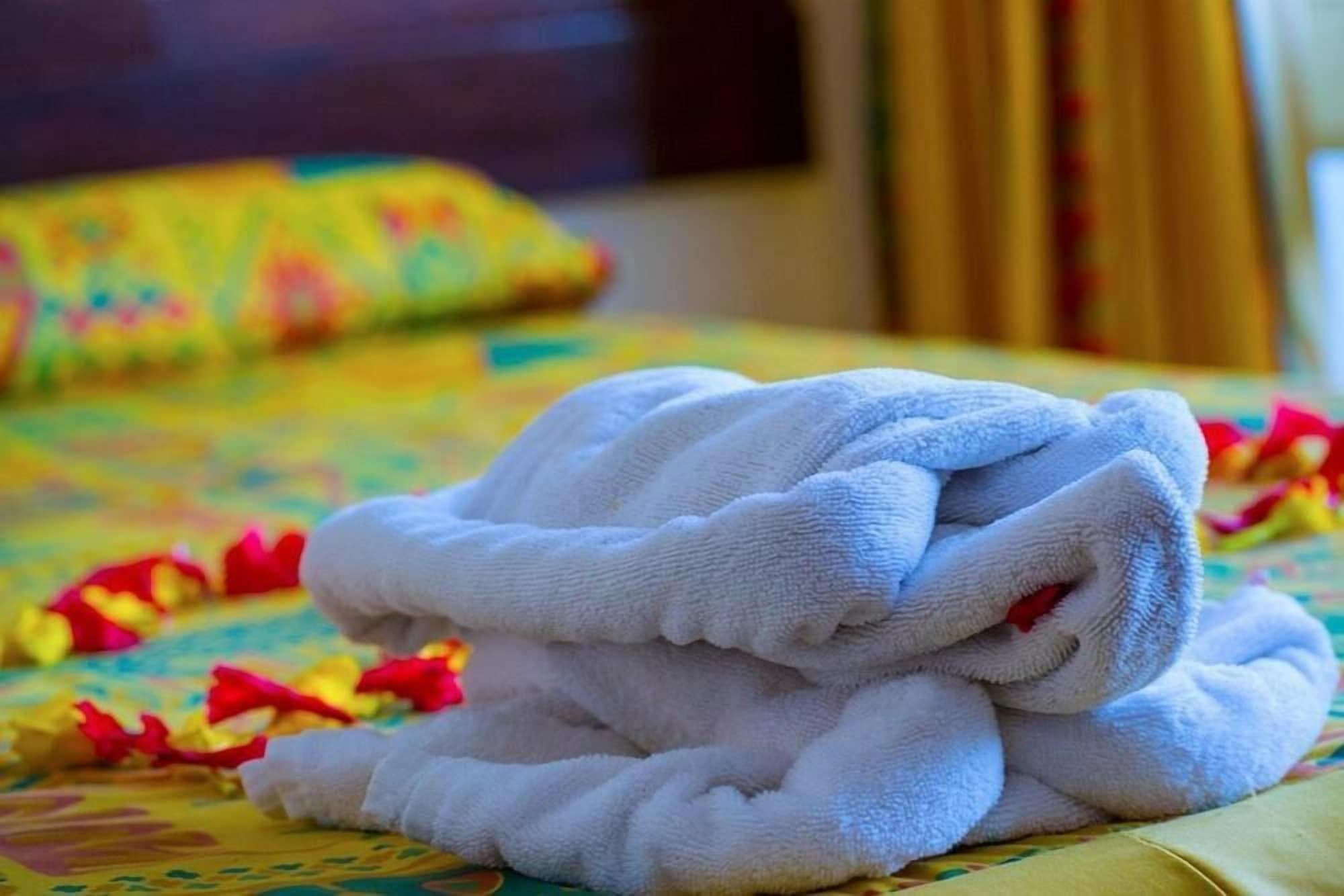 Mombasa Beach Hotel エクステリア 写真